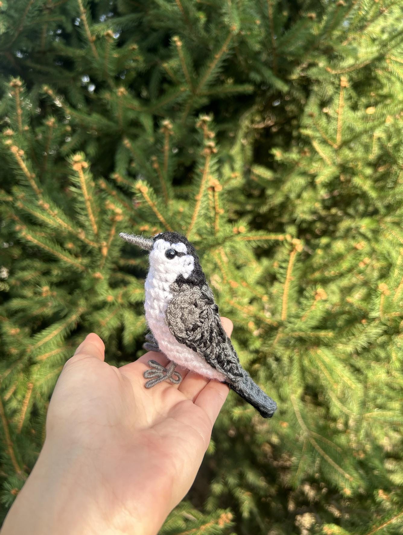 White-breasted Nuthatch Written Crochet Pattern | DIGITAL PDF