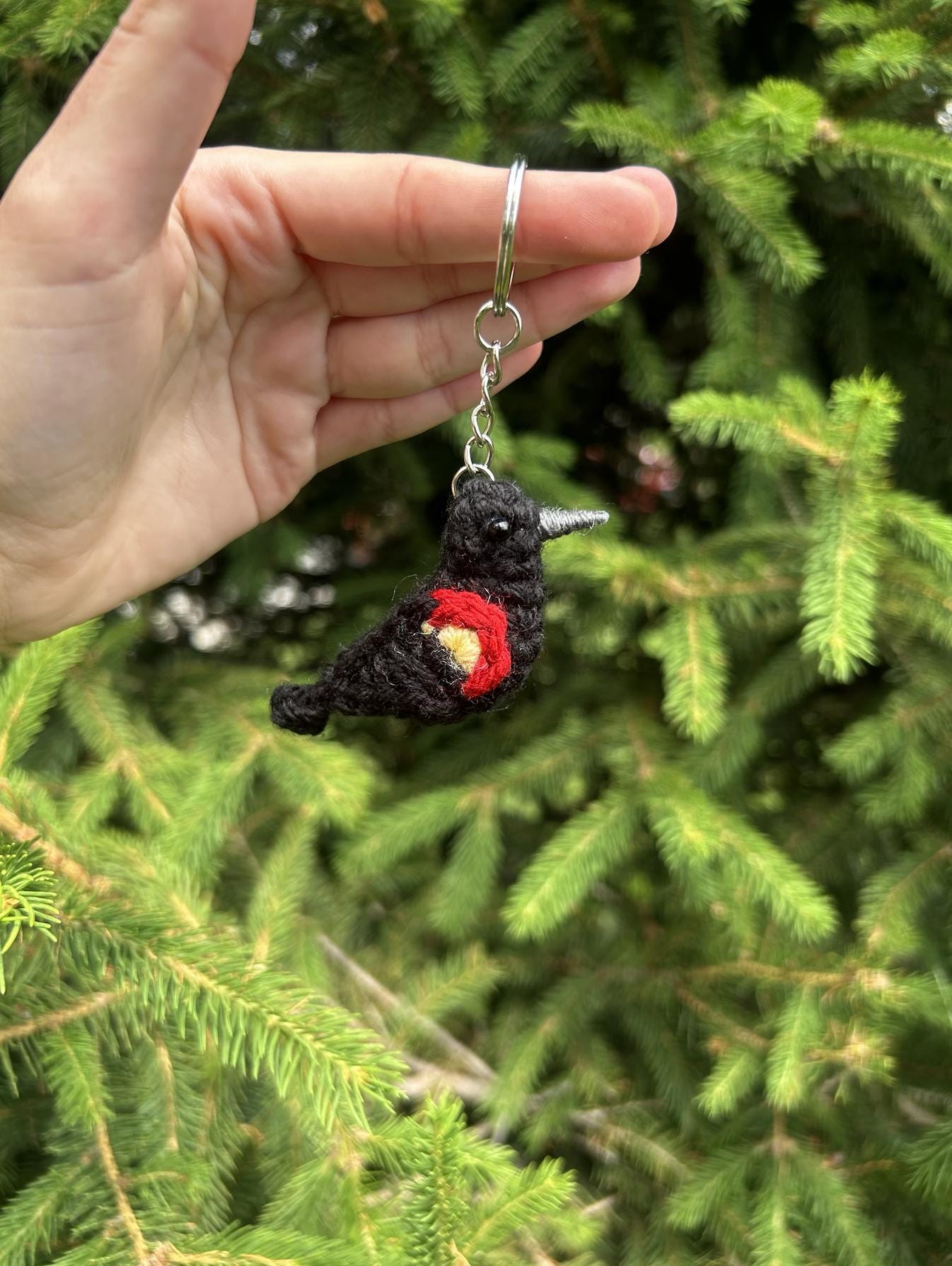 Tiny Birdies Red-winged Blackbird Written Crochet Pattern | DIGITAL PDF